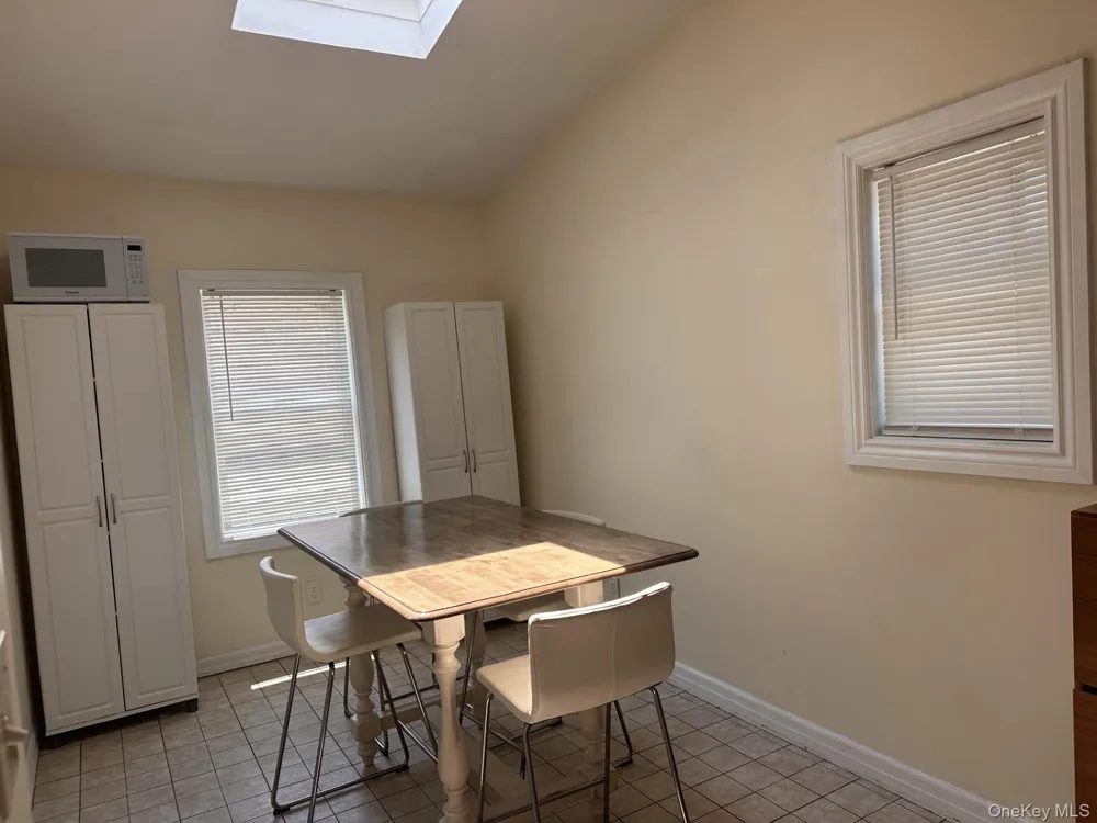 548 E Broadway Long Beach, NY 11561