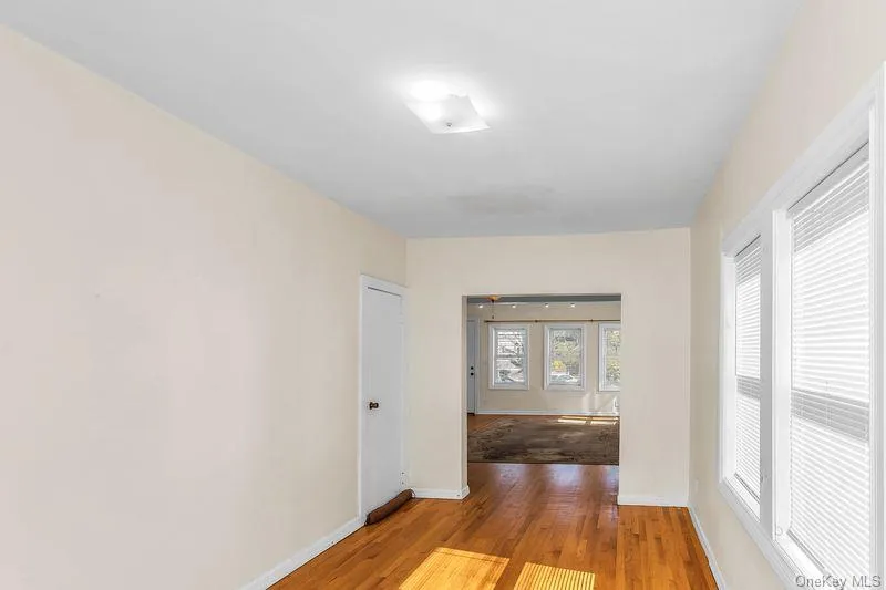 548 E Broadway Long Beach, NY 11561
