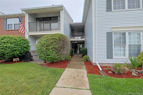 3 Brook Drive #27