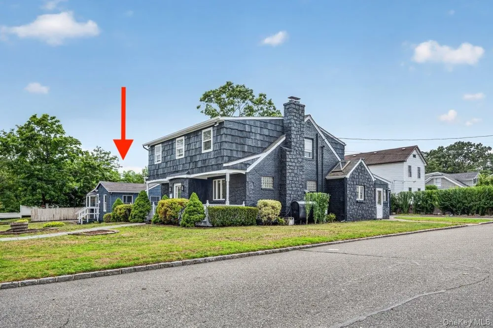 56 Lake Shore Drive Patchogue, NY 11772