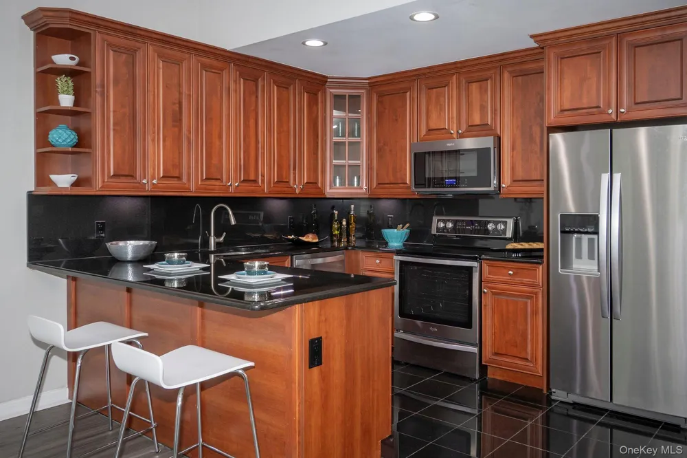 5000 Townhouse Drive #506 Coram, NY 11727
