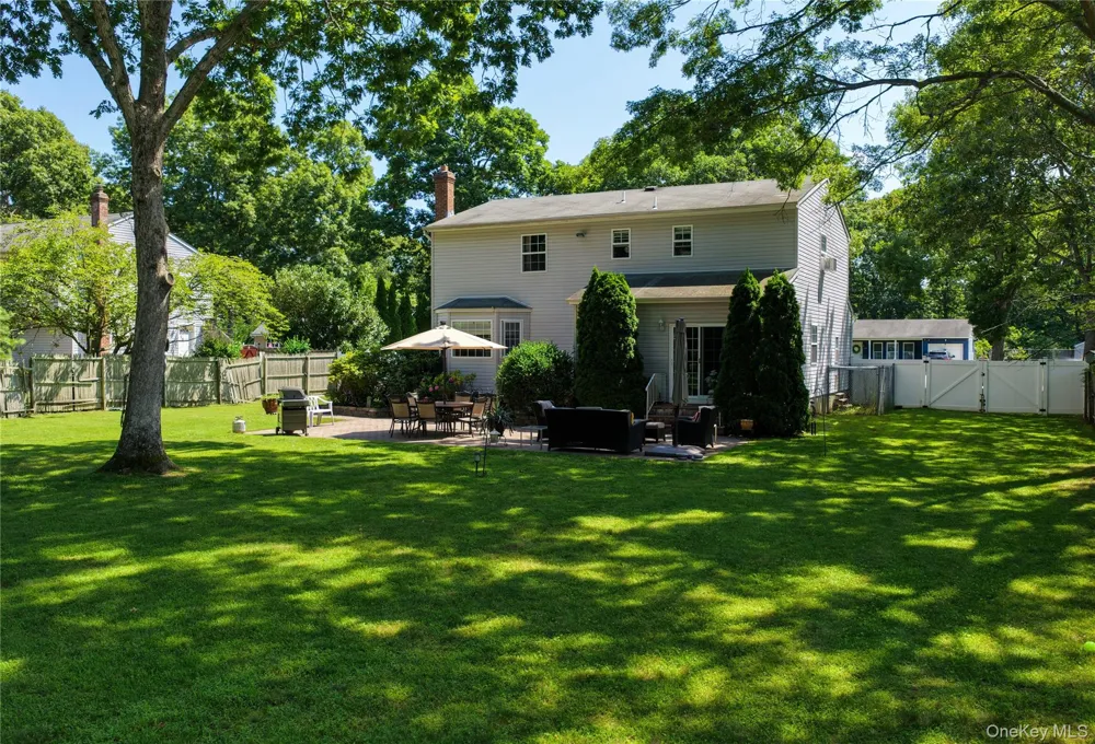357 Avondale Drive Shirley, NY 11967