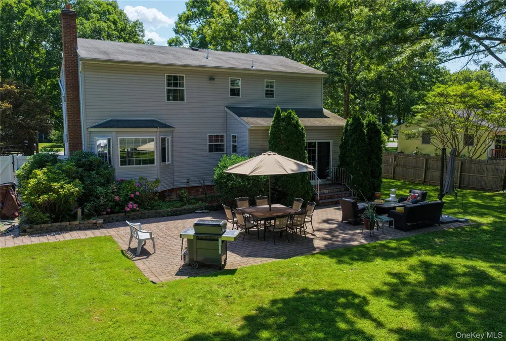357 Avondale Drive Shirley, NY 11967