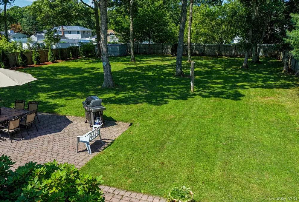 357 Avondale Drive Shirley, NY 11967
