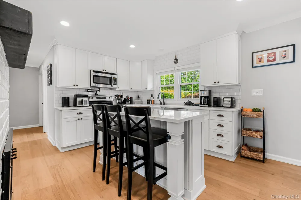 93 Duckpond Drive Wantagh, NY 11793