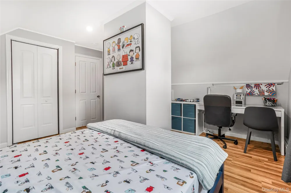 93 Duckpond Drive Wantagh, NY 11793