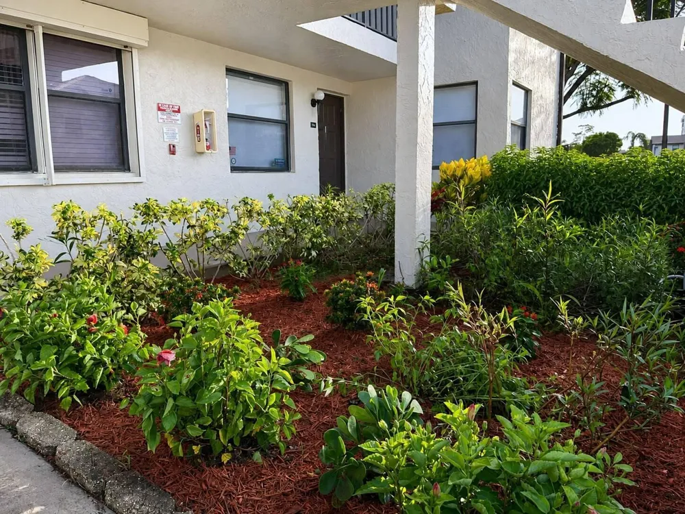 7650 Tahiti Lane #105 Lake Worth, FL 33467