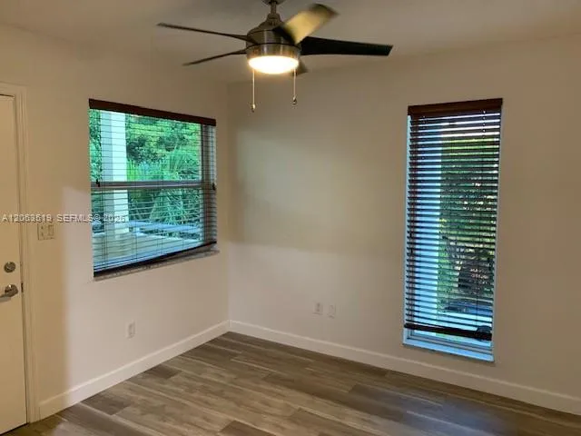 5839 SW 74th Ter #201 South Miami, FL 33143