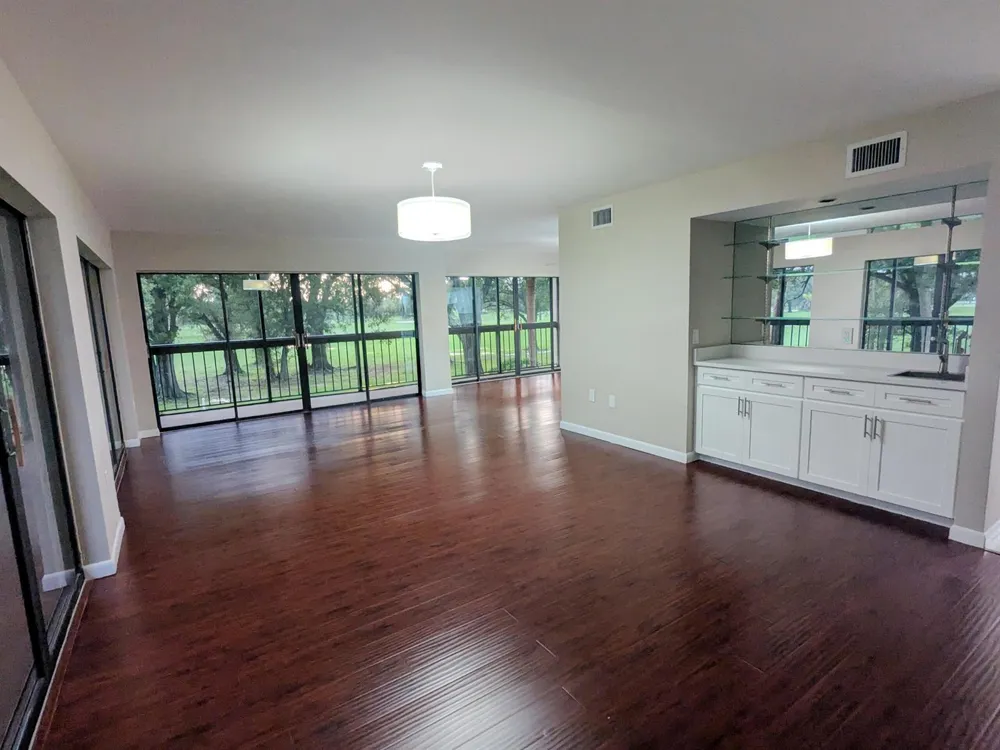 9460 MEADOWOOD DRIVE #203 Fort Pierce, FL 34951