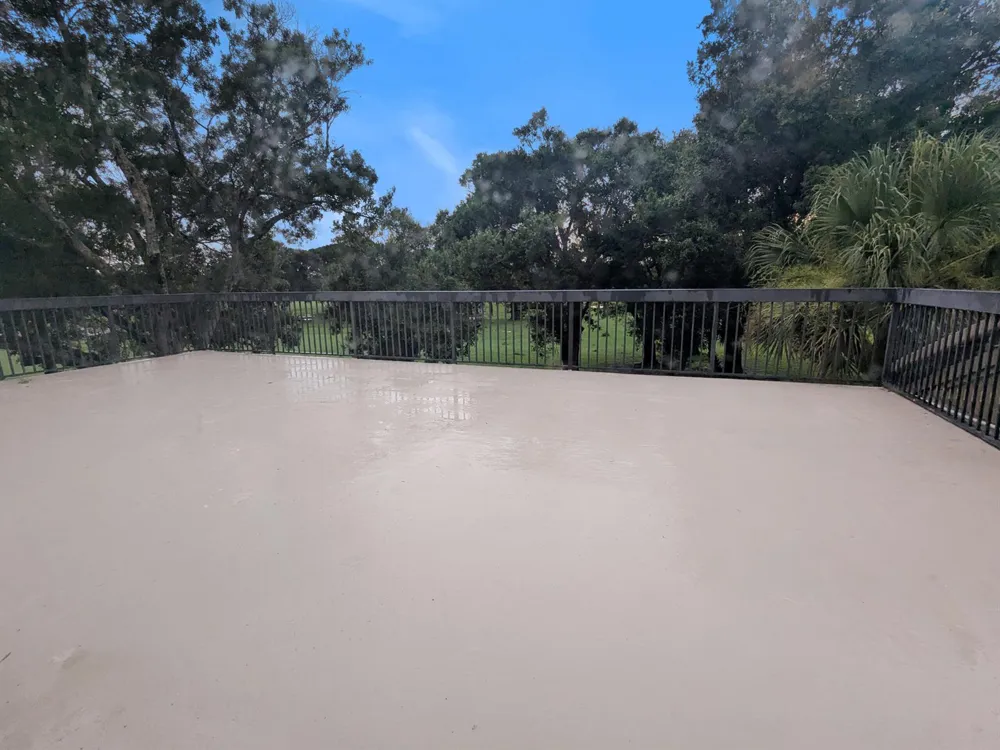 9460 MEADOWOOD DRIVE #203 Fort Pierce, FL 34951