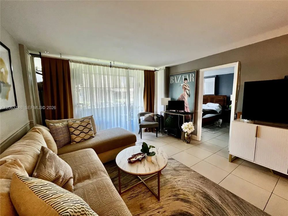 111 Royal Park Dr #1F Oakland Park, FL 33309