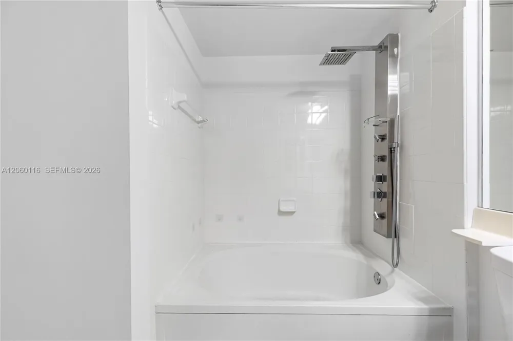 17150 Bay Rd #2320 Sunny Isles Beach, FL 33160