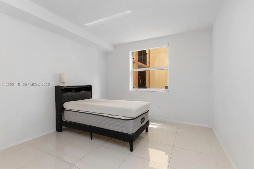 17150 Bay Rd #2320 Sunny Isles Beach, FL 33160