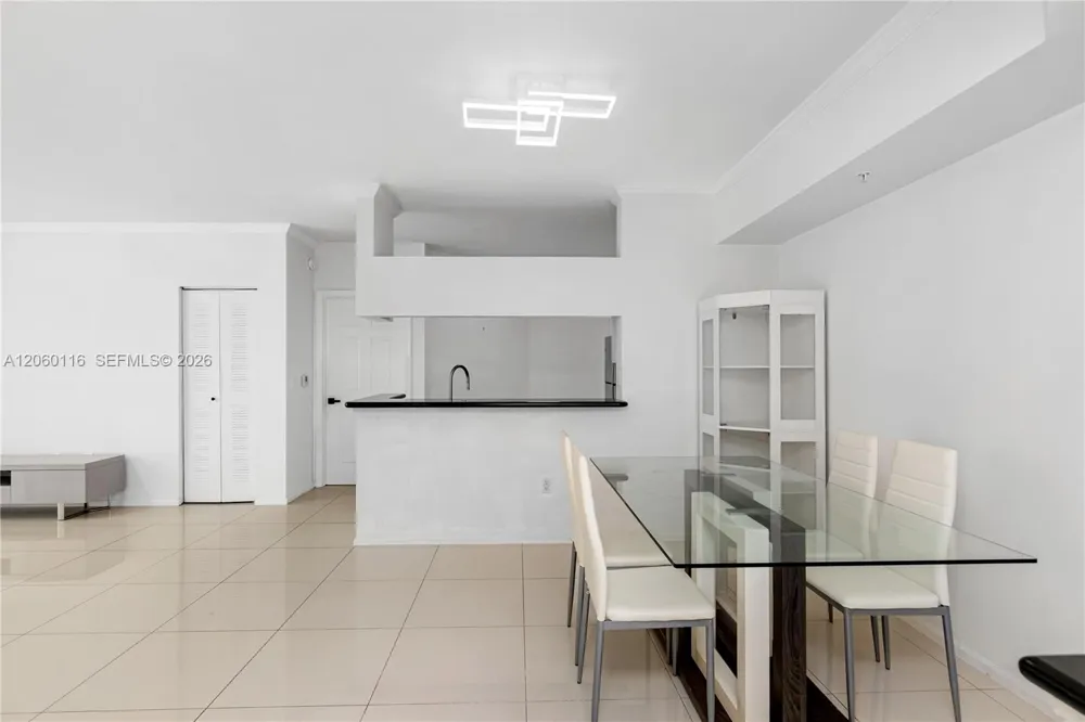 17150 Bay Rd #2320 Sunny Isles Beach, FL 33160