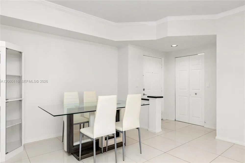 17150 Bay Rd #2320 Sunny Isles Beach, FL 33160