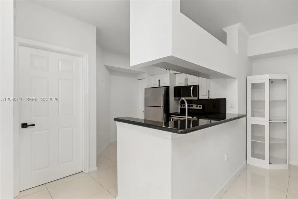 17150 Bay Rd #2320 Sunny Isles Beach, FL 33160