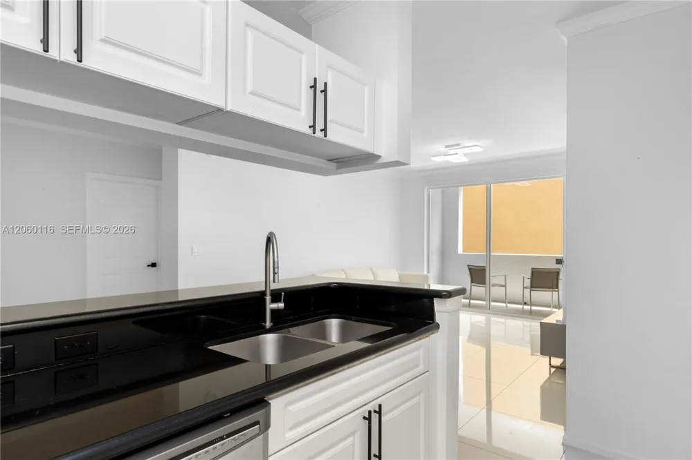 17150 Bay Rd #2320 Sunny Isles Beach, FL 33160