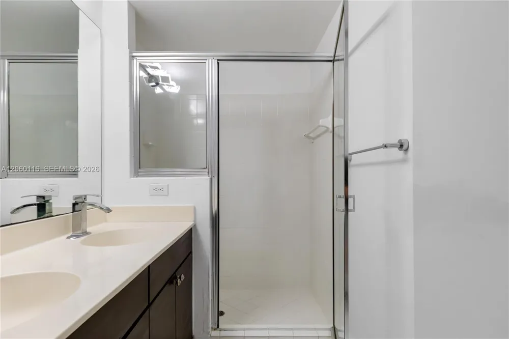 17150 Bay Rd #2320 Sunny Isles Beach, FL 33160