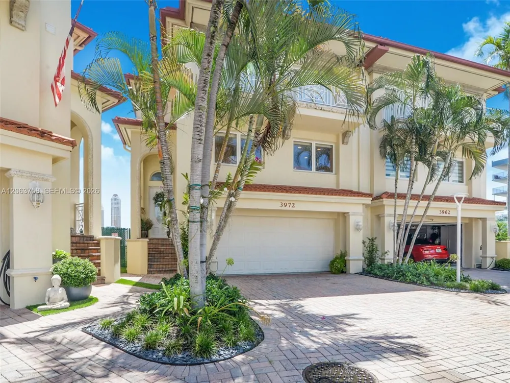 3972 NE 171st St North Miami Beach, FL 33160