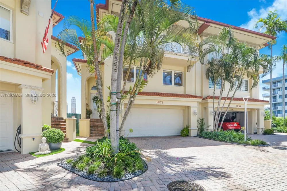 3972 NE 171st St North Miami Beach, FL 33160