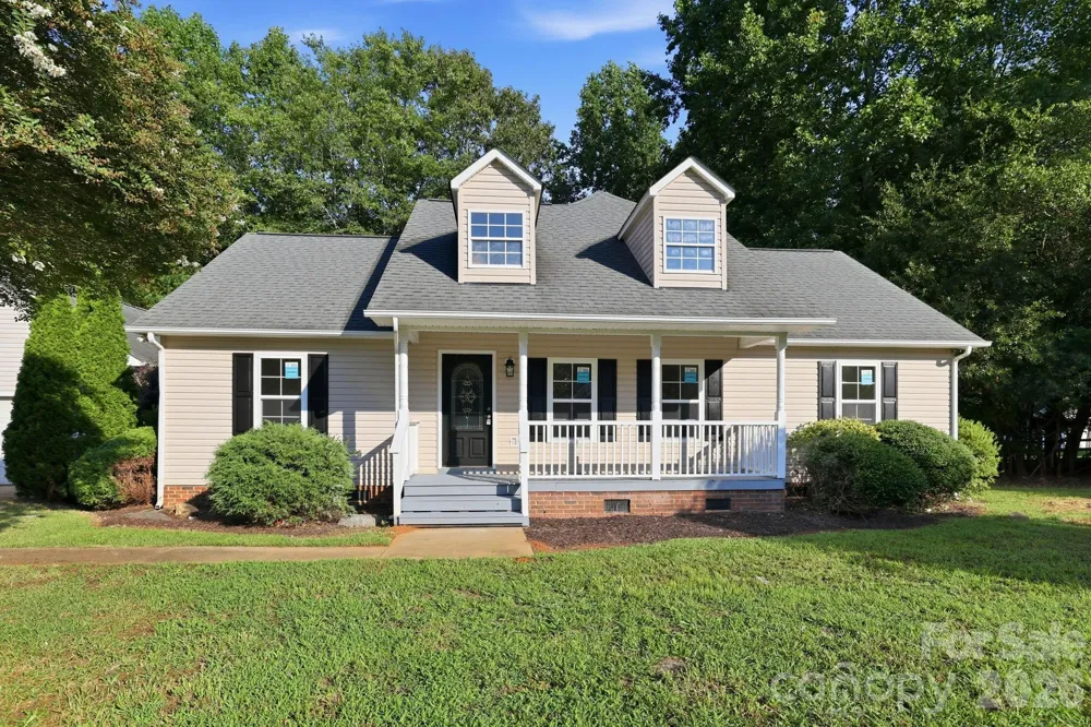 910 Little Brook Circle York, SC 29745