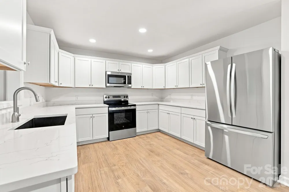 910 Little Brook Circle York, SC 29745