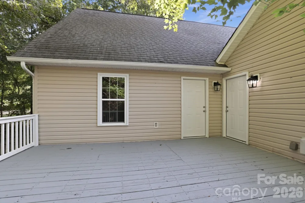 910 Little Brook Circle York, SC 29745