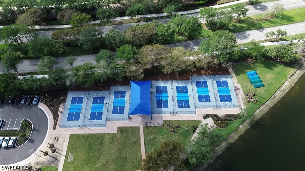 Cape Roman Road #102 Estero, FL 34135