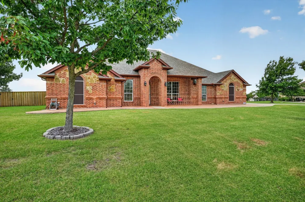 7915 Stone Ridge Drive Northlake, TX 76247