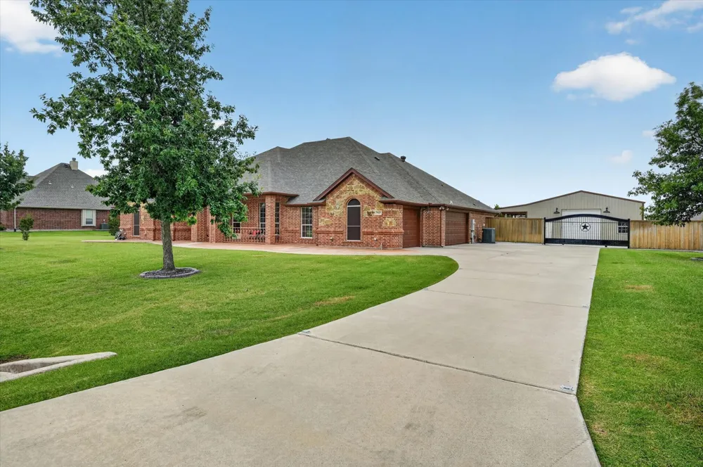 7915 Stone Ridge Drive Northlake, TX 76247