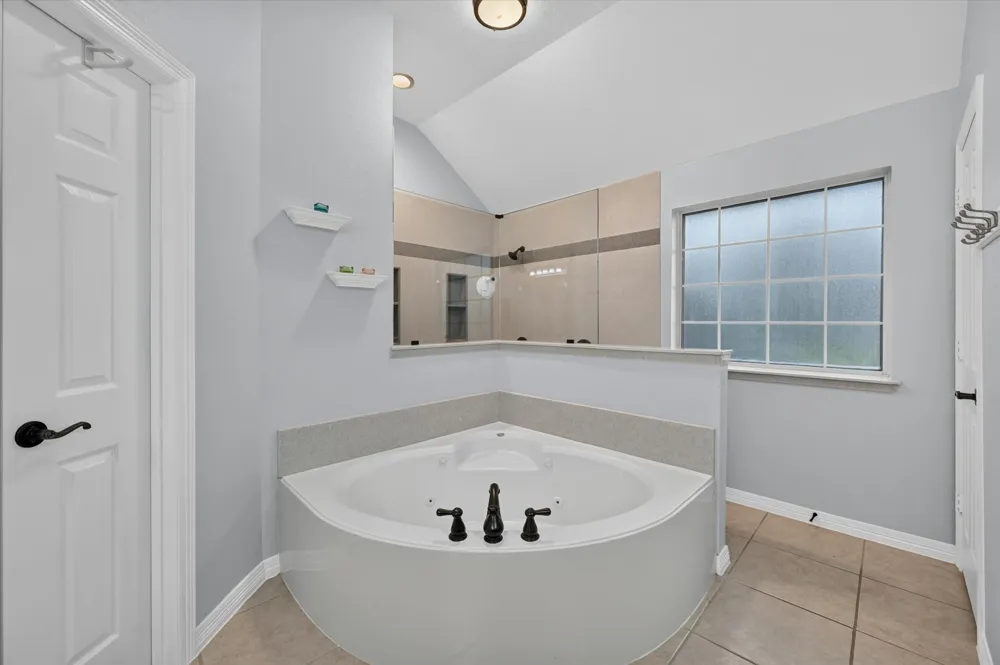 7915 Stone Ridge Drive Northlake, TX 76247