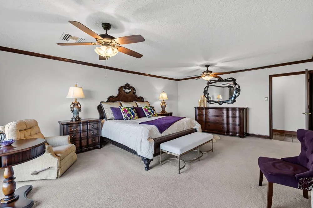 11212 Cedar Gully Road Beach City, TX 77523