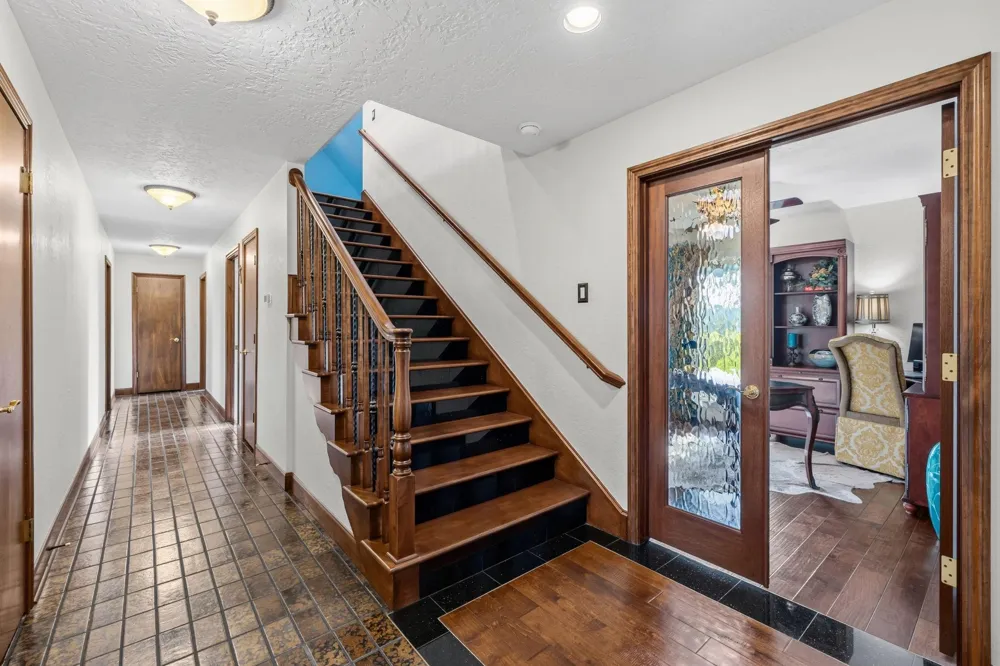 11212 Cedar Gully Road Beach City, TX 77523
