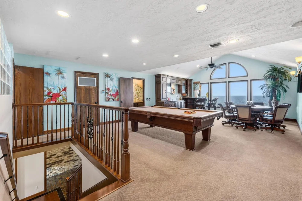 11212 Cedar Gully Road Beach City, TX 77523