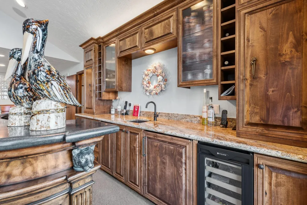11212 Cedar Gully Road Beach City, TX 77523