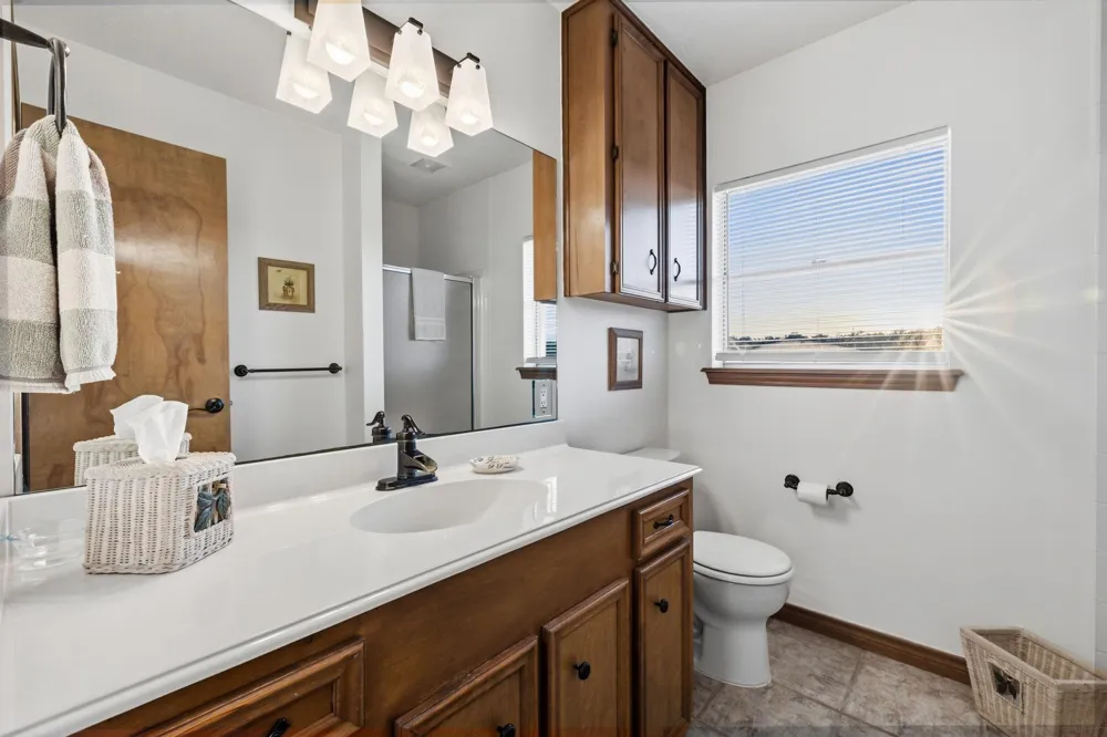 11212 Cedar Gully Road Beach City, TX 77523