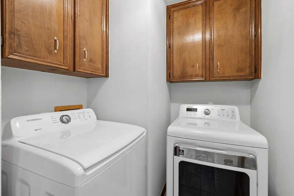11212 Cedar Gully Road Beach City, TX 77523