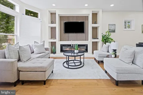 2530 HARLEM AVENUE