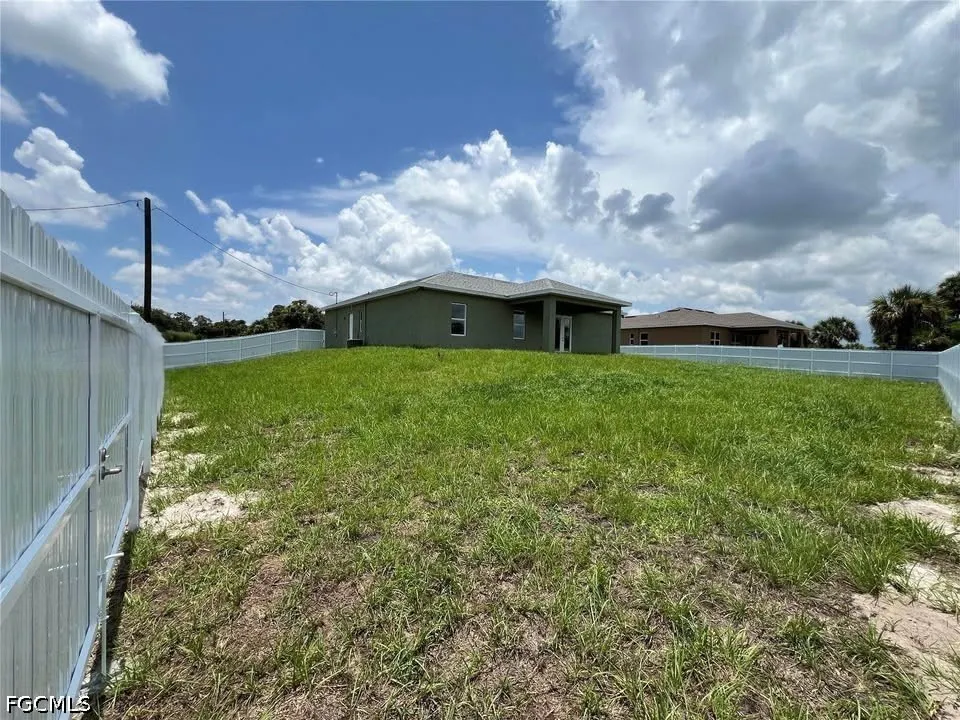 Leader Street Labelle, FL 33935