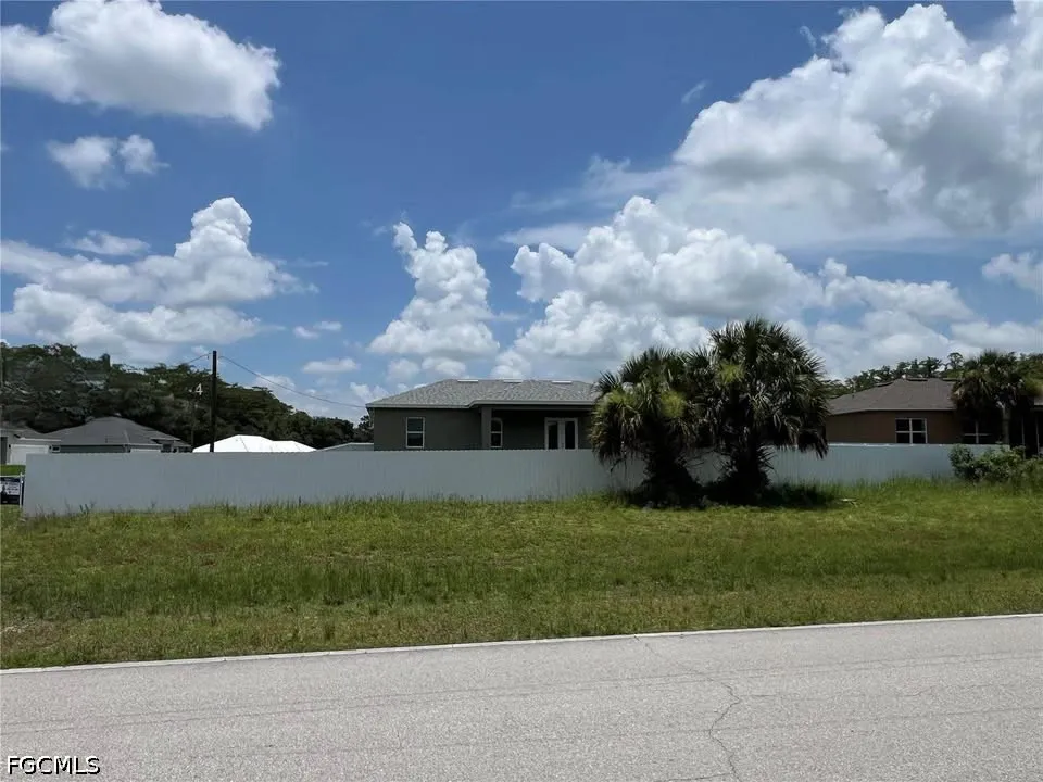 Leader Street Labelle, FL 33935