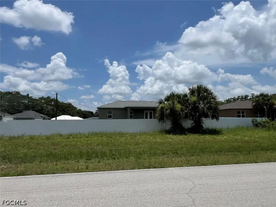 Leader Street Labelle, FL 33935