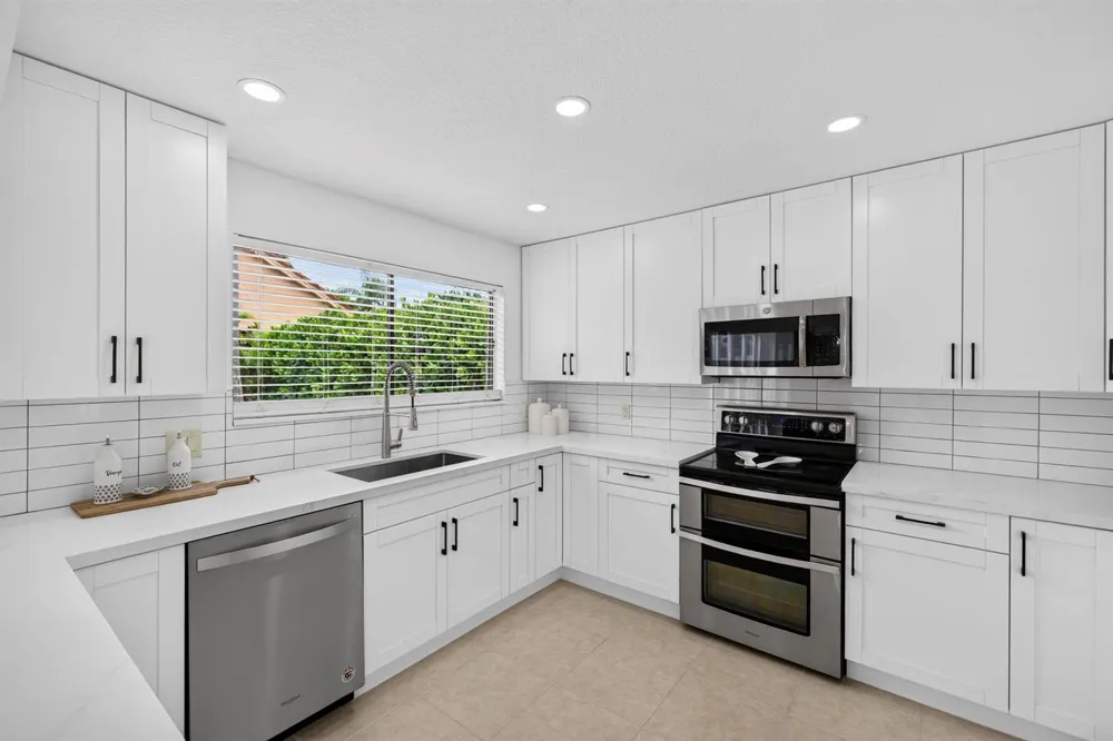 4131 NW 5TH DRIVE Deerfield Beach, FL 33442