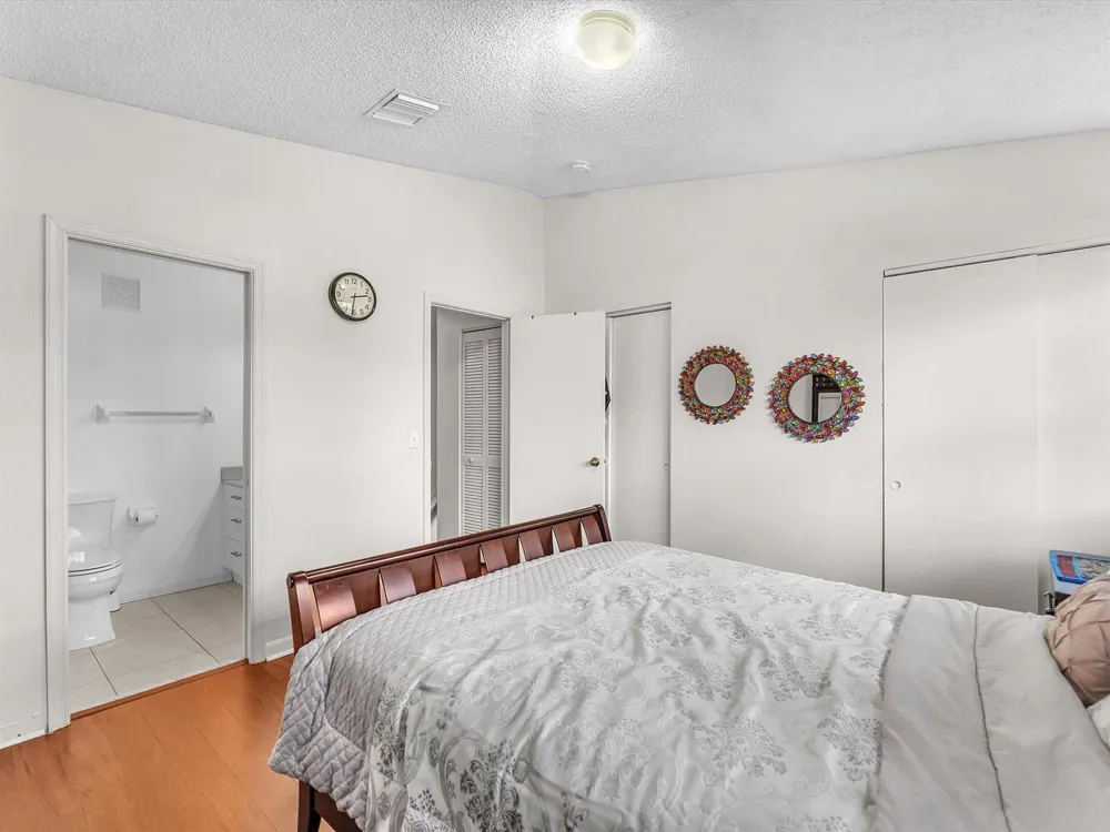 9850 NW 57TH Manor Coral Springs, FL 33076