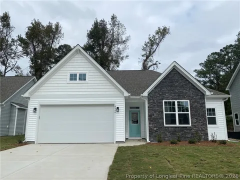 4526 Bunkers Bay Lane