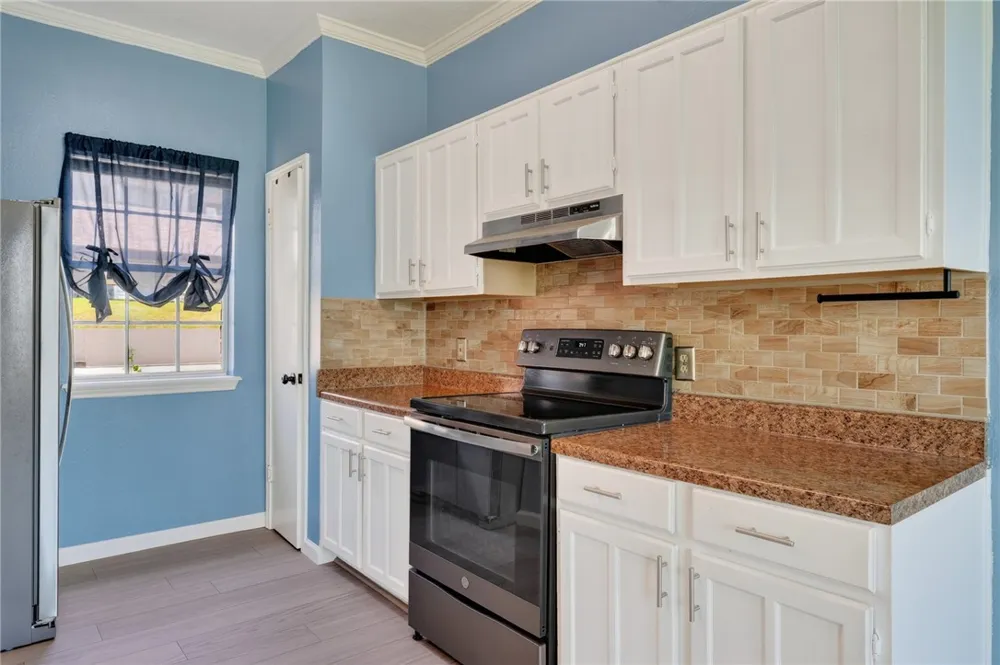 1001 W Bayview Boulevard #O Portland, TX 78374