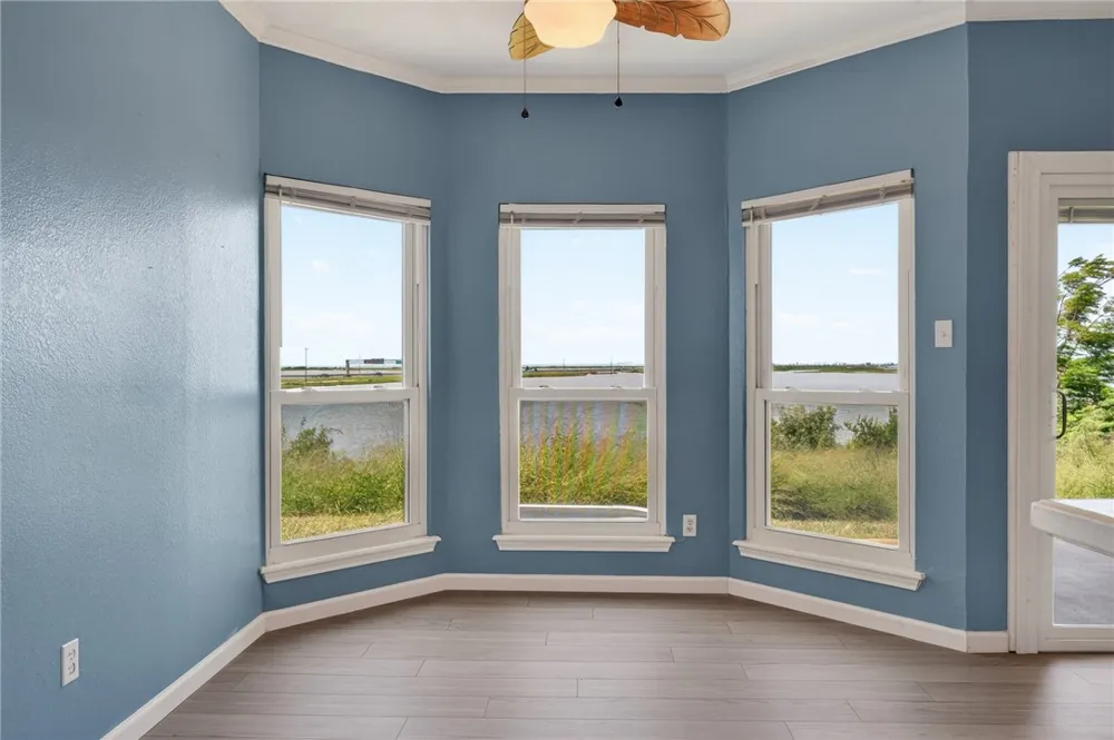 1001 W Bayview Boulevard #O Portland, TX 78374