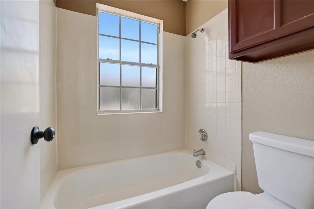1001 W Bayview Boulevard #O Portland, TX 78374