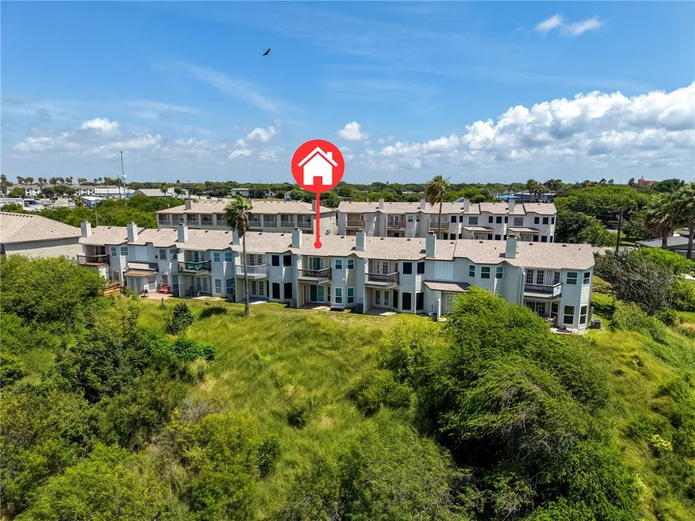 1001 W Bayview Boulevard #O Portland, TX 78374