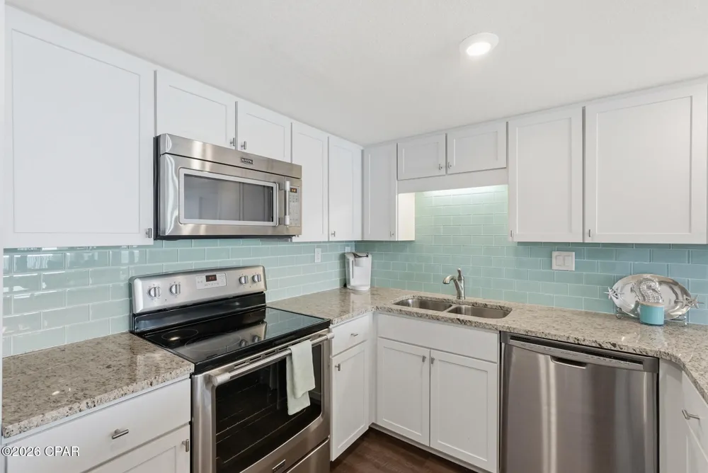 6201 Thomas Drive #702 Panama City, FL 32408