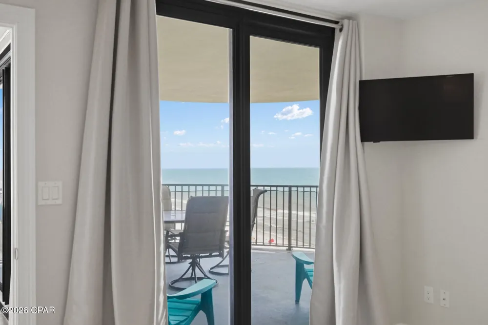 6201 Thomas Drive #702 Panama City, FL 32408